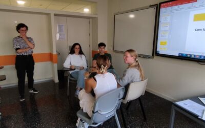 Tallers a les estudiants de Psicologia i Educació Social de la Universitat de Girona